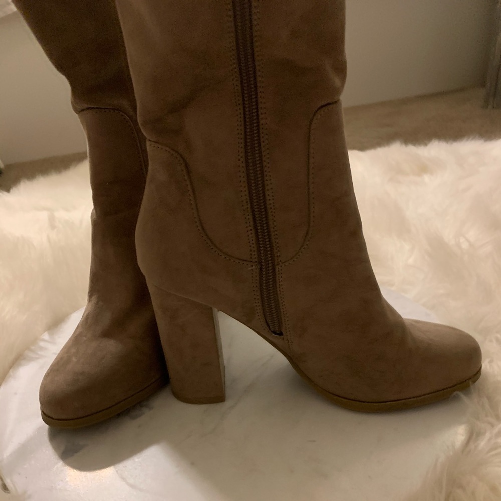 Size 7 Klash heeled boots
